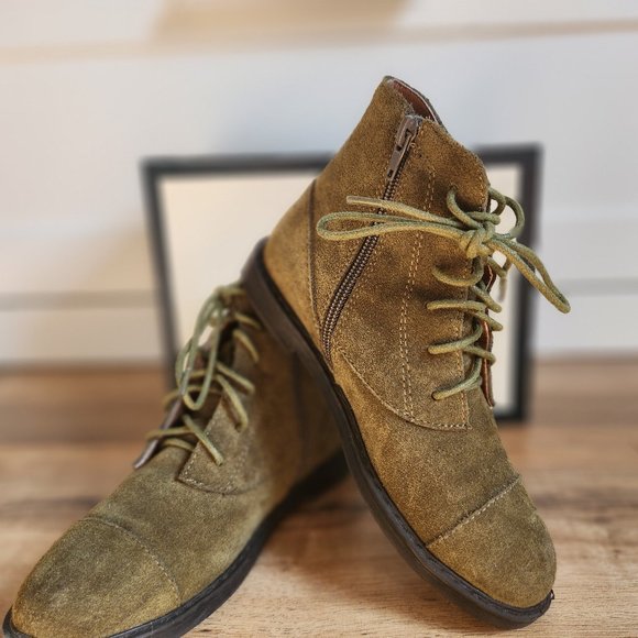 AOI boys fall suede boots - Picture 1 of 7